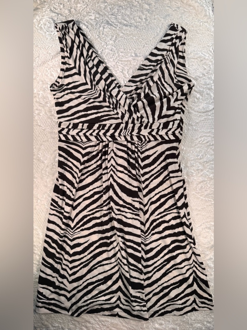 Tahari ASL Black and White Zebra Print V-Neck Midi Dress